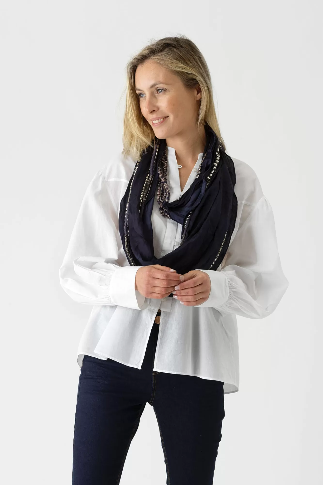 One Hundred Stars Necklaces-Indian Heritage Blue Necklace Scarf