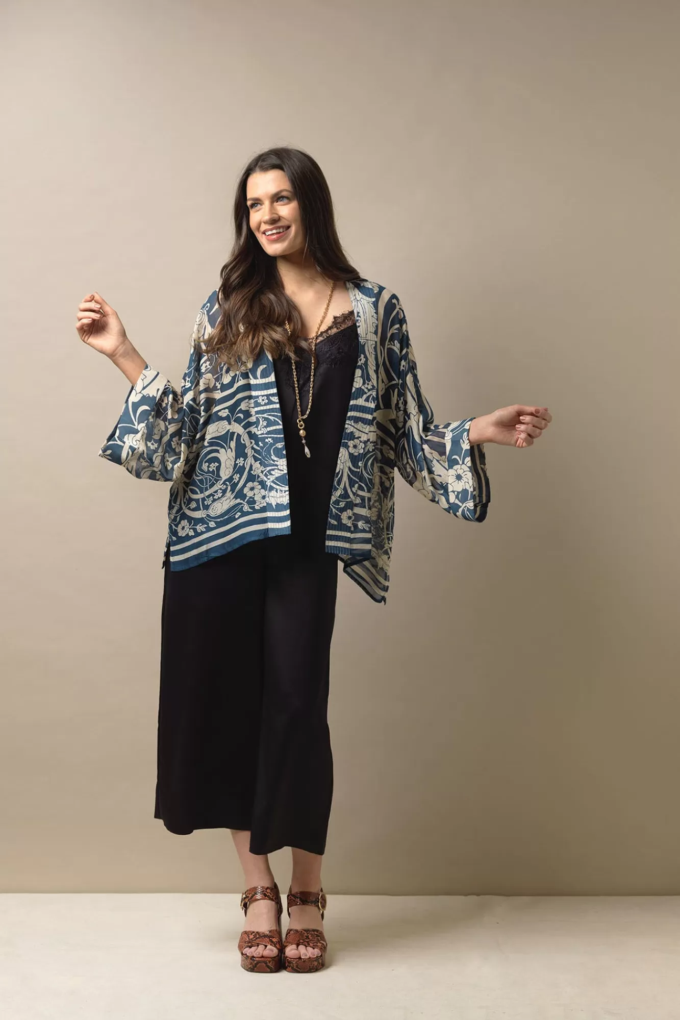 Women One Hundred Stars Short Kimonos-Jaipur Blue Kimono